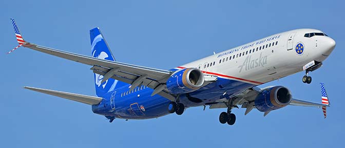 Alaska Boeing 737-900 N265AK Honoring Those Who Serve, Phoenix Sky Harbor, November 12, 2017